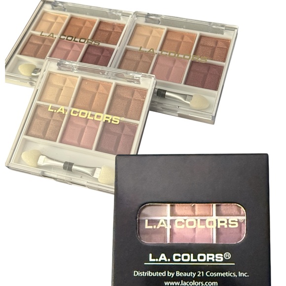 L.A. Colors Makeup Collection with The Cosmetic Company Cosmetic Bag - Picture 2 of 5